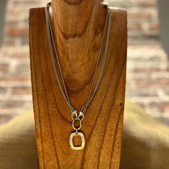 Lia Sophia Necklace - Picture 1 of 4